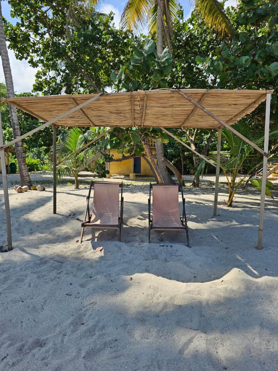 Ecolodge Playa Brava Teyumakke Калабасо Экстерьер фото